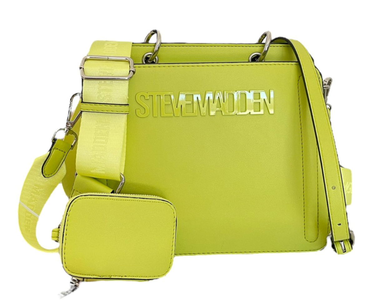 Bolsa Steve Madden Beige con Detalles de Mimbre y Monedero – Estilo Natural y Sofisticado